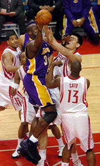 湖人vs火箭第三节视频（湖人vs火箭第三节视频直播）