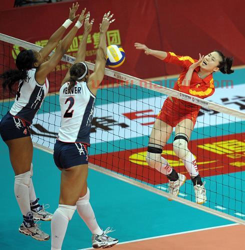 中国女排胜美国队***网（中国女排对美国女排2021完整视频）