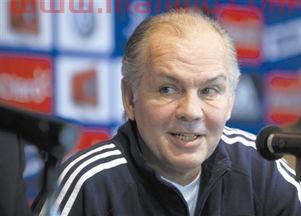 前国家队主教练演讲人（前国家队主教练演讲人是谁）