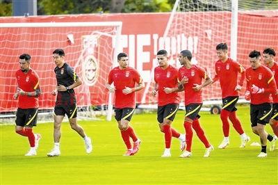 国足VS越南直播时间