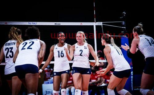 中国女排三比零美国比赛(中国女排三比零美国比赛结果)