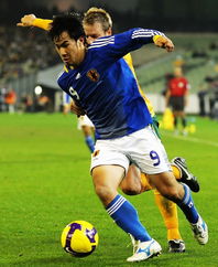 国家队中锋足球排名前十(中国队的中锋)