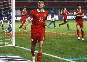 中国足球国家队的阵容是(中国国家队成员足球)