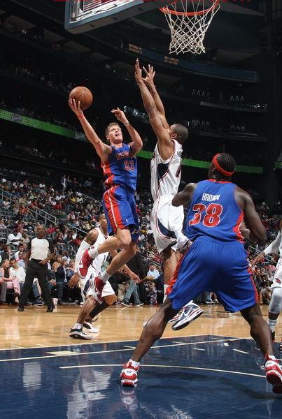 90年活塞季后赛比分结果(91年活塞阵容年龄)